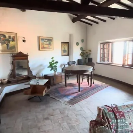 Apartment Ampio Nel Centro Di Roccatederighi