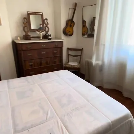 Ampio Nel Centro Di